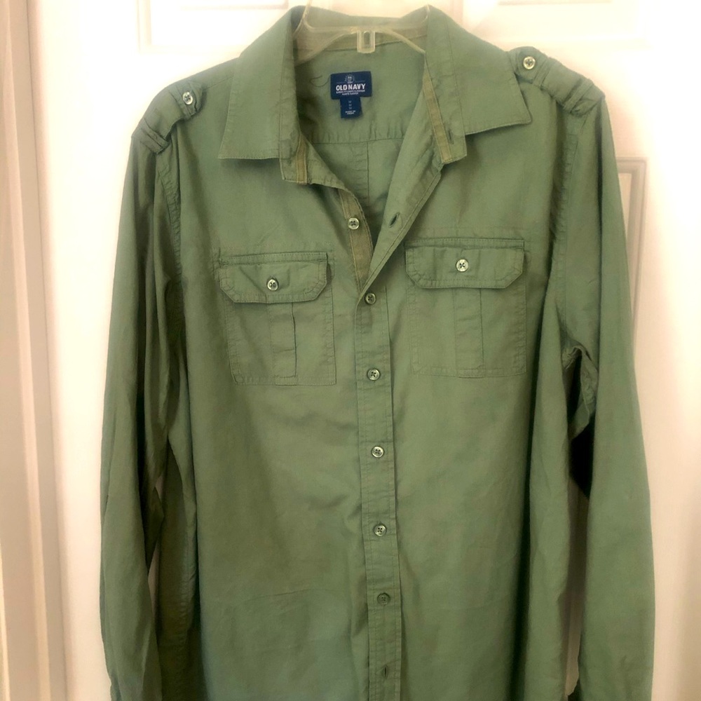 Men’s cotton shirt w/adjustable sleeves